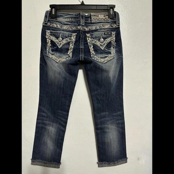 NWT. Miss Me Signature Cropped Embellished Rhinestone Jeans Sz 24” JE8667C Sexy - Picture 2 of 10